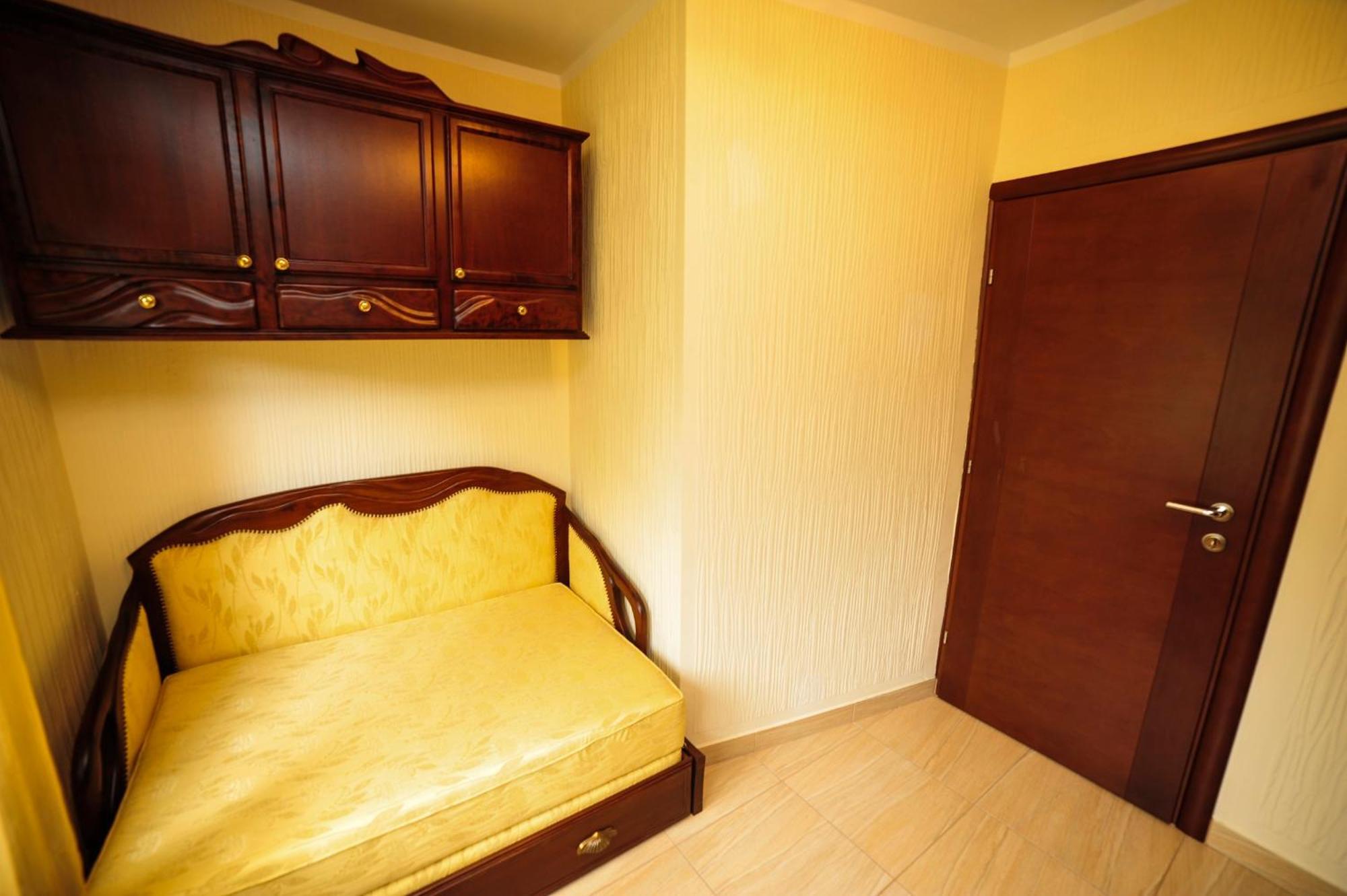 Villa Dolphin Apartments Petrovac Номер фото